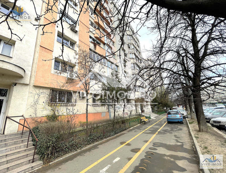 Muncii-Mihai Bravu | etaj 2 | bloc mixt, 1988 | decomandată | zonă deosebită