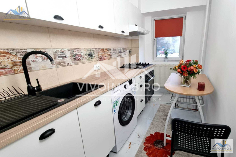 Nerva Traian / decomandată / renovată integral / mobilată si utilată modern