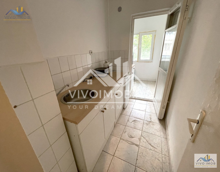 Lacul Tei-Parcul Circului | etaj 3/4 | decomandată | curată | bloc reabilitat