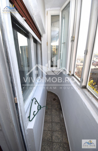 Unirii-Bd. Liberatății | etaj 5/8 | 67 mp | bloc monolit | vedere Casa Poprului