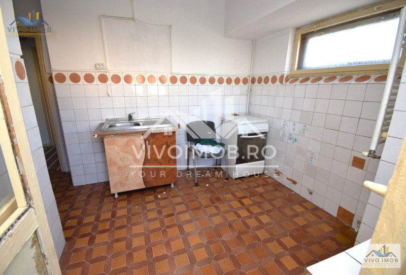 Unirii-Bd. Liberatății | etaj 5/8 | 67 mp | bloc monolit | vedere Casa Poprului