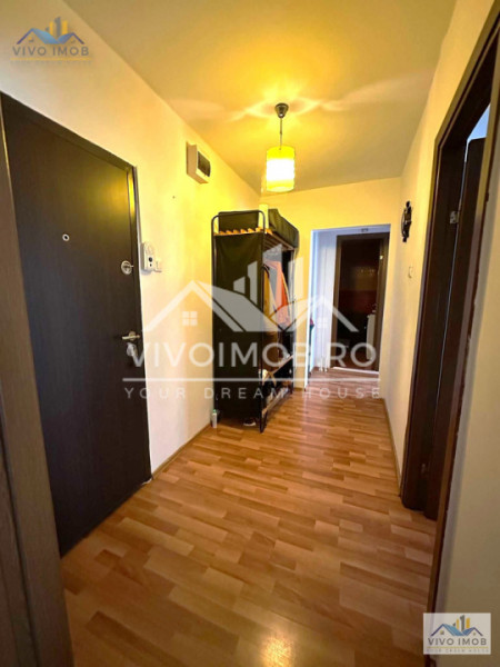 Teiul Doamnei | etaj 4 | renovat | mobilat si utilat modern | intabulat