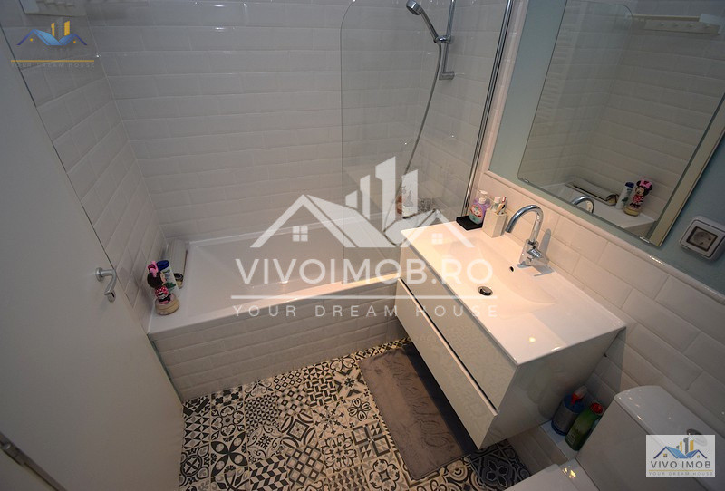 Teiul Doamnei | renovat integral | 58 mp | mobilat și utilat modern | parcare